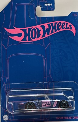 Hot Wheels Pearl and Chrome Datsun Fairlady 2000 1:6 Toy Car