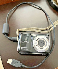 FujiFilm Finepix AX655 16MP 5x Zoom Black Compact Digital Camera HD Video