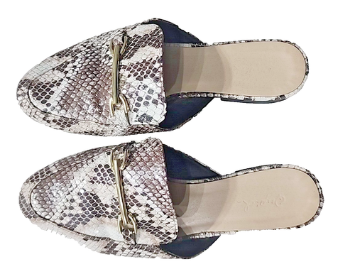 Qupid Women's Snake Skin Leather Pointy Toe Slip-on Slides Gold Accent Size 6 - Picture 1 of 8