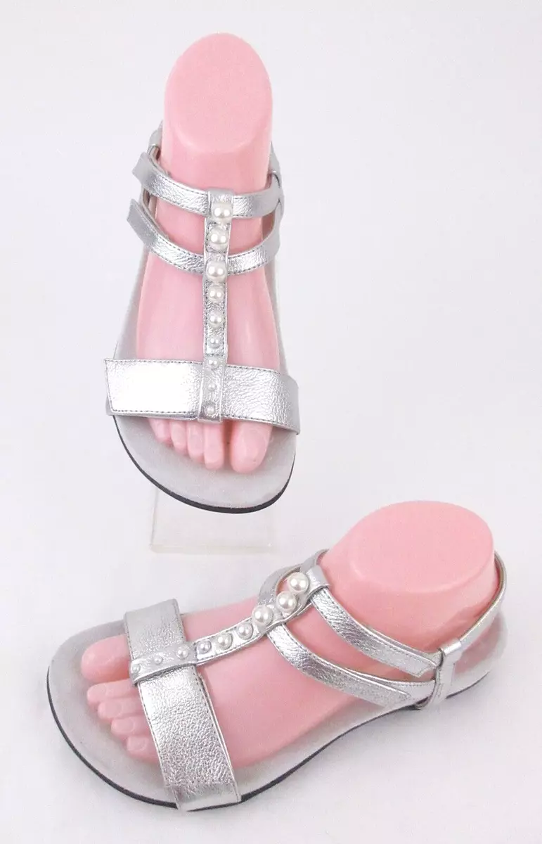 Pearl t strap best sale sandals