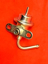 Fuel Injection Pressure Regulator PR270 for 95-04 Toyota 4Runner Tacoma T100