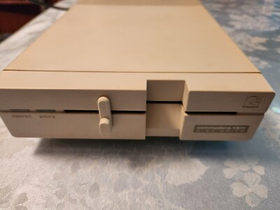 Model 1571 Commodore 5.25'' Disk Drive Untested 