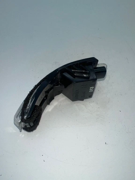 Freccia specchietto anteriore destra Lexus NX 2020 ORO6310 - Immagine 4 di 4