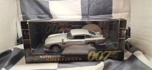 AUTOart MODELS - 007 ASTON MARTIN DB5 -GOLDFINGER - 1/18 SCALE MODEL CAR 70020
