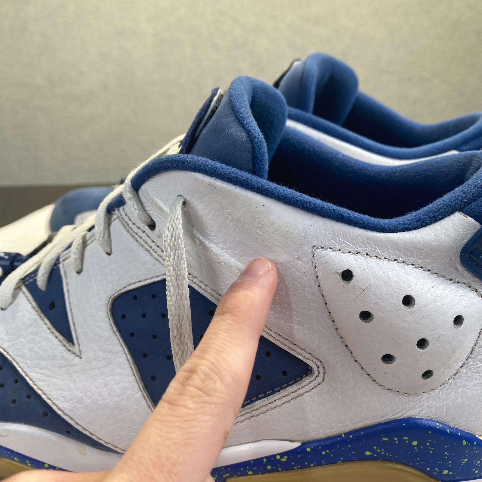 Nike Air Jordan 6 Low Retro Men’s Size 11  304401-106 Ghost White/Blue thumbnail 6