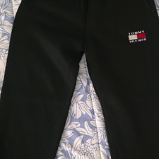 Tommy Hilfiger Women’s Black Leggings Size S Pull-On Elastic Waist 28"