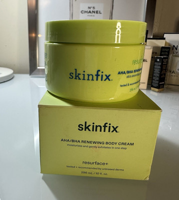 Skinfix Resurface+ AHA/BHA Exfoliating Moisturizing Body Cream 296 mL