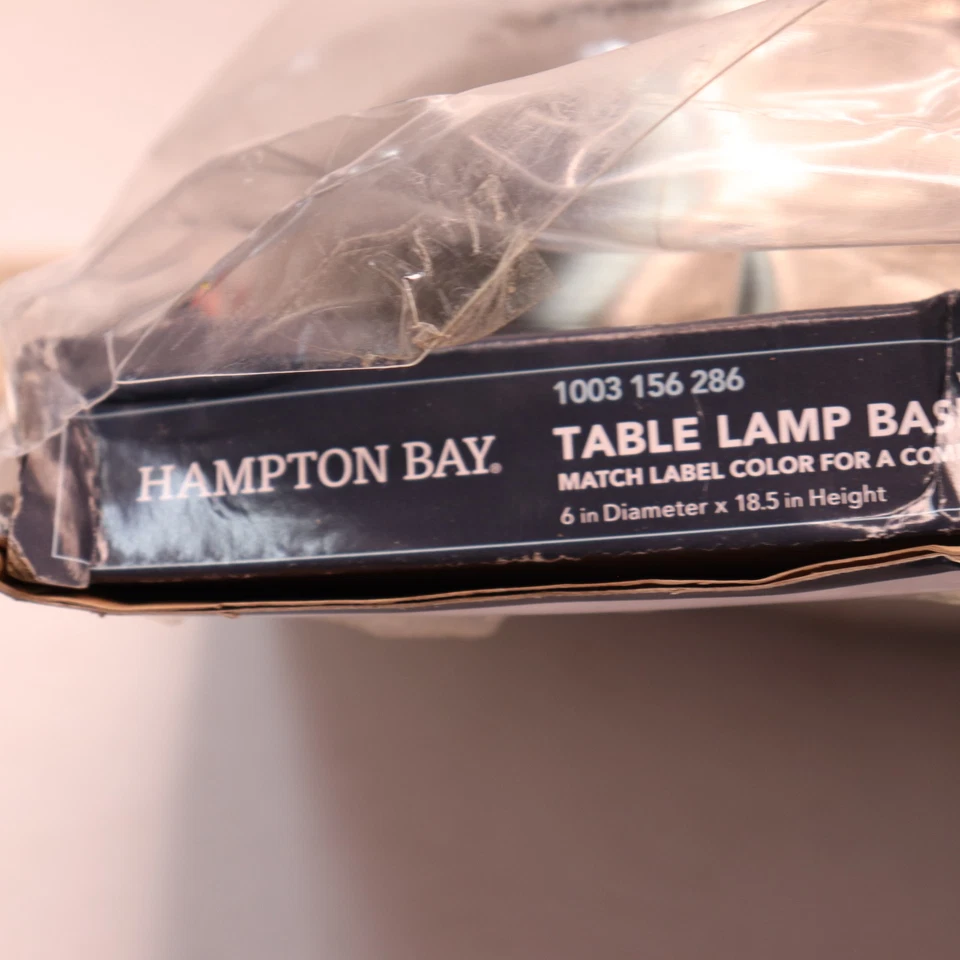 Base de lámpara de mesa Hampton Bay Mix & Match níquel cepillado 18,5" H - Residuo de pegatina Foto 2 de 4