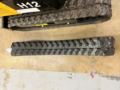 Rubber Tracks with 180*72*37mm Size for AGT H12/ H12/ DM12-C/ H15 Mini Excavator