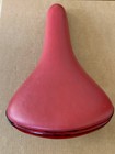 Vintage Velo Bike Seat Saddle #001 Red w/ Metal Rack SAFETY LIGHT DOES NOT WORK — photo 4