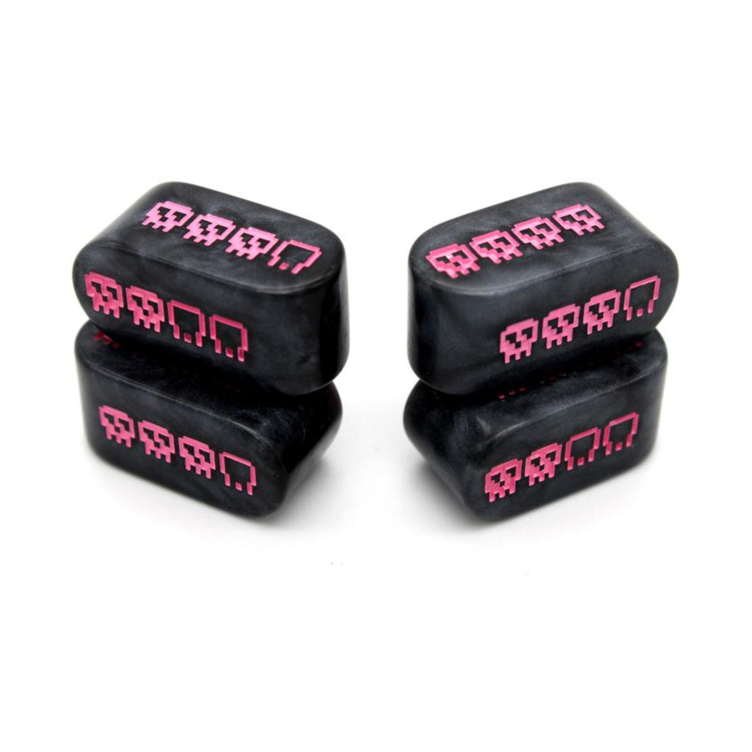 Dice Envy Plastic Dice Infinity d4 Pixel Skulls (4) (Bubblegum Goth