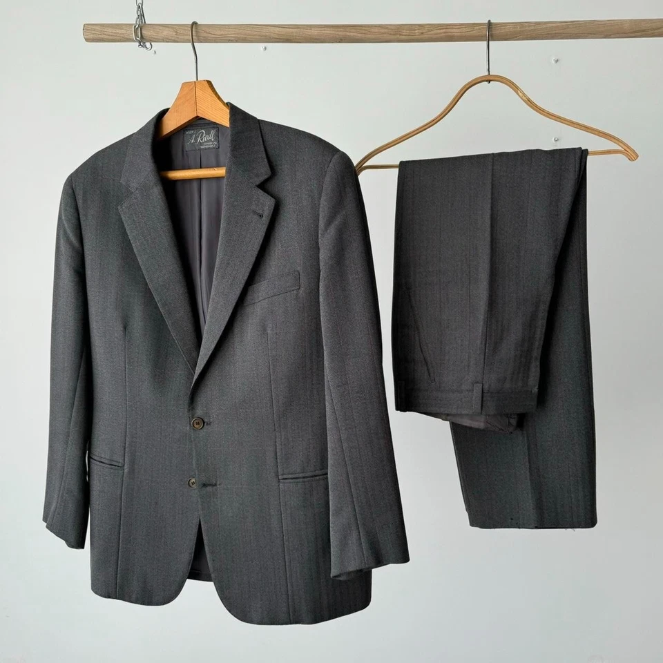 Vintage 1960s Austrian Style Men's Single Breasted HBT Two Button Suit SIZE M/L - Image 3 of 4