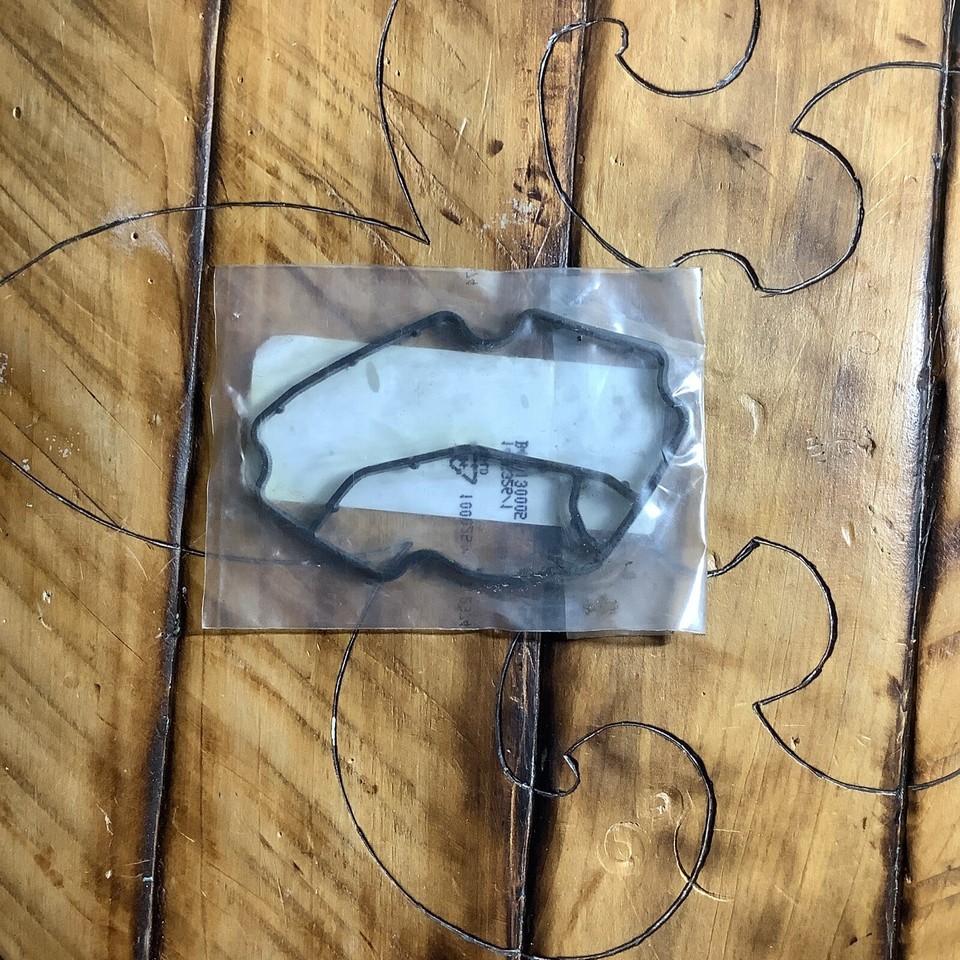 Genuine MercedesBenz OM642 Oil Filter Housing Gasket A6421840080 NEW