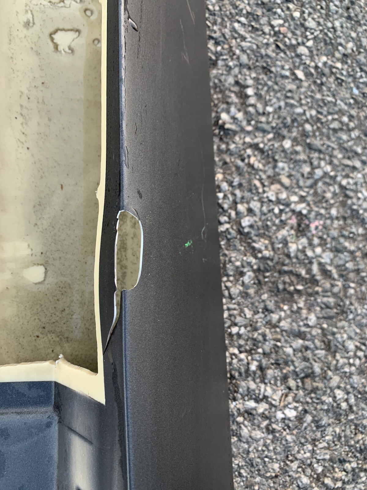 2019 Aston Martin Vantage  RH  Rocker Molding KY63-10608-A