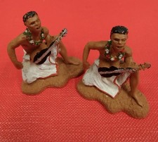 Vintage Britains Herald Hawaiian ukulele player figure new old stock x 2