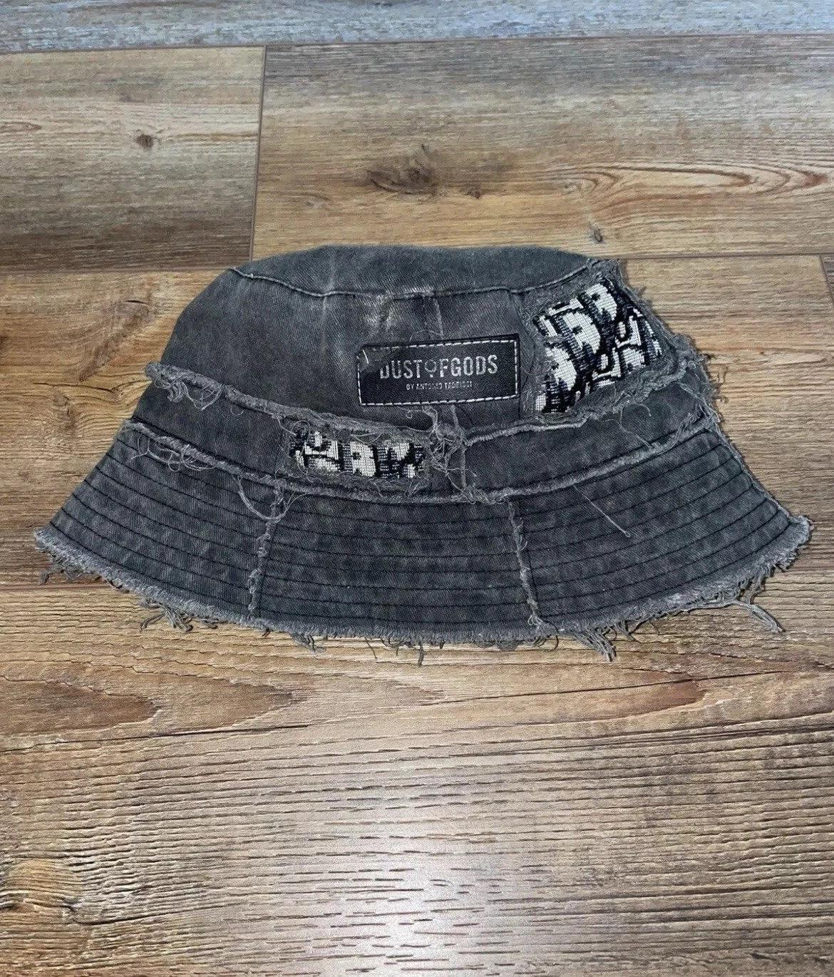 Poussière de Dieux RARE Chapeau Seau Denim Patch Travail Et DIOR Jacquard