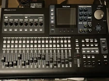 tascam dp-24sd 24-track digital portastudio