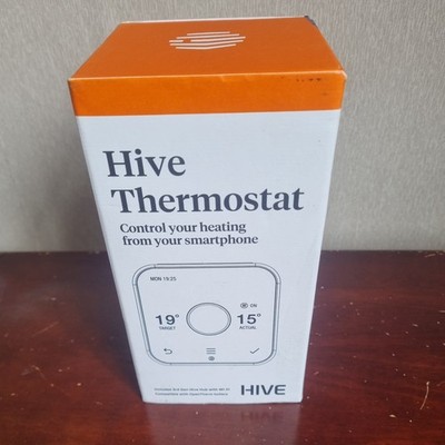 Hive Thermostat, einzelner Empfänger & Hub ** Hub muss möglicherweise zurückgesetzt werden ** 4 × AA-Batterien