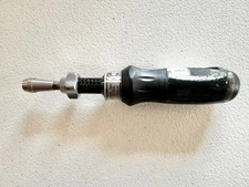 Mountz Rubber Handle Micro-Torque Bit Driver 2-12 lbf.in Female Hex (2X466710)