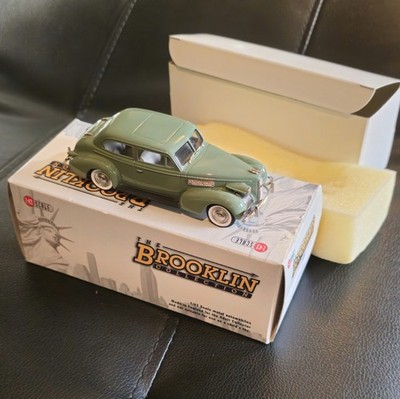 Brooklin Collection 1939 La Salle Two-door Touring Sedan 1:43 scale model