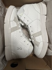 ON THE ROGER Clubhouse Mid 2 white/sand size usa 10.5 Men  s New In Box