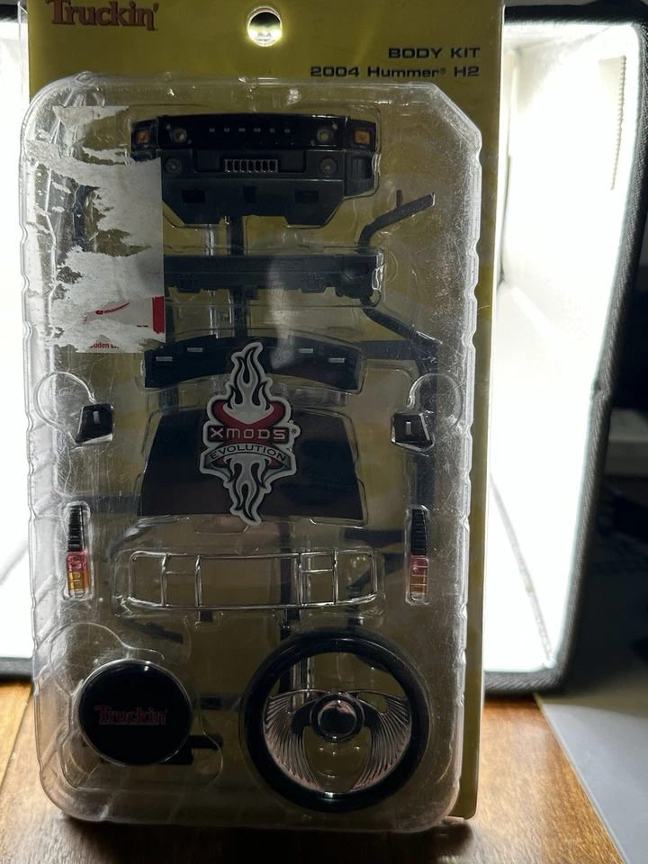 Truckin XMODS Evolution SVC 2004 Hummer H2 Body Kit ~ New Sealed - Image 2 of 3