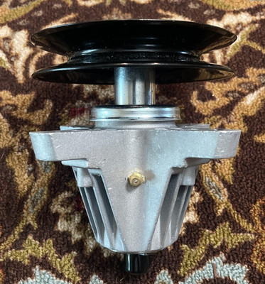 *OPEN BOX* Spindle Assembly NO BOLTS COMPATABILITY UNKNOWN