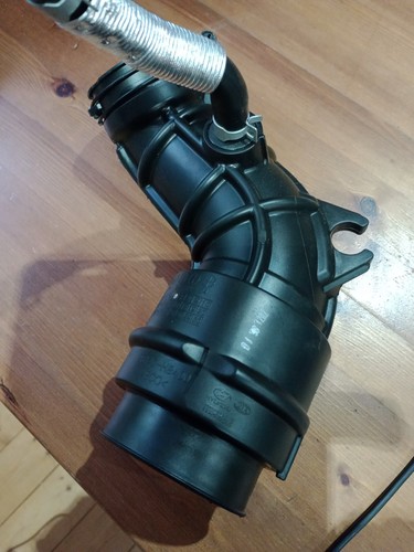 Hyundai or KIA STONIC 2021 TURBO AIR INTAKE PIPE 28140-H8400 - Picture 7 of 7