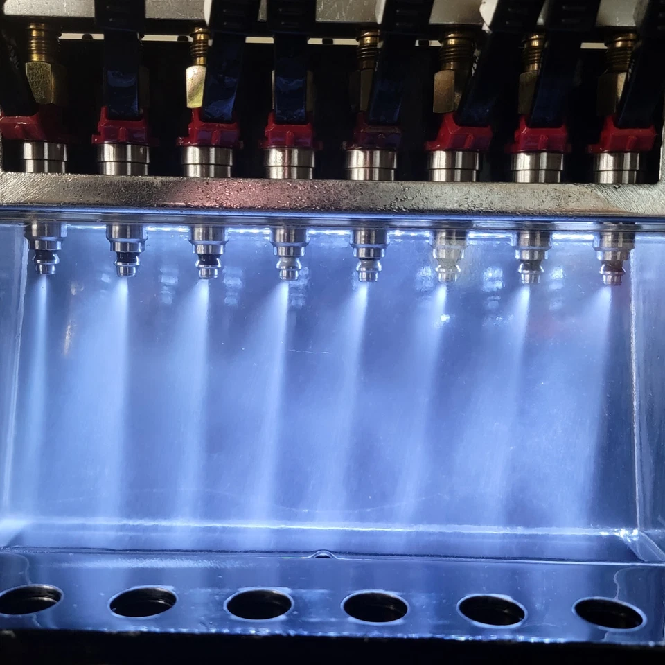 Juego de inyectores de combustible Deka 30 lb 320 cc de 8 cilindros GM Ford Mustang Chevy Camaro Foto 2 de 3