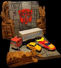 Custom Diorama Transformers Autobotts  Masterpiece MP 3rd party display