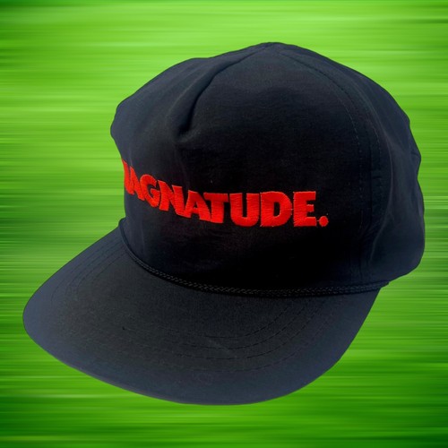 Gorra gorra vintage años 90 Magnatude Snapback talla única para todos los troncos de empresa negra roja - Imagen 2 de 7