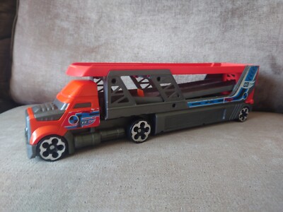 Hot Wheels Blastin Rig Mega Hauler Semi Truck 15  Long 