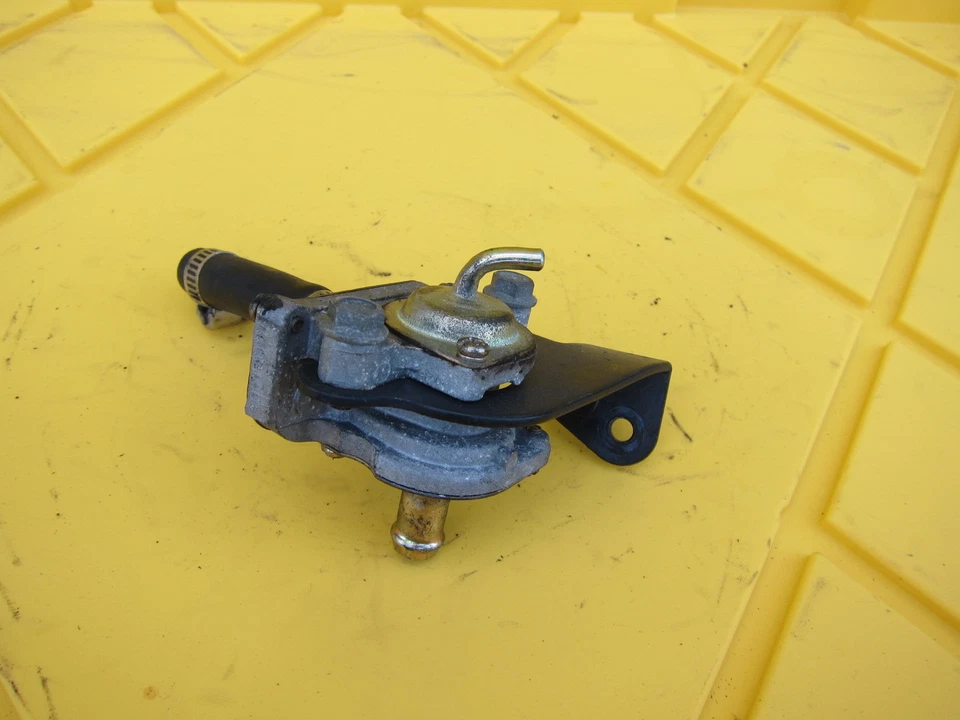 QLINK XF 200 2008 OEM VÁLVULA DE AIRE SOLENOIDE SUPERIOR MOTOR INTERRUPTOR SENSOR Foto 4 de 4