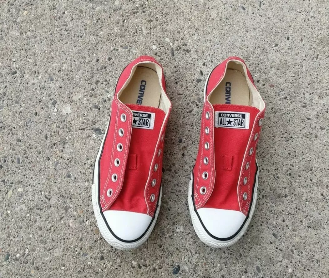 Red canvas best sale converse