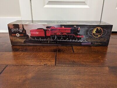 Coleção Noble Harry Potter Trem Hogwarts Express