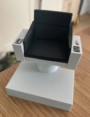 CHARVEYS3D Captain Kirk's Command Chair Star Trek TOS Playmates 4.5" Scale 3D Print
