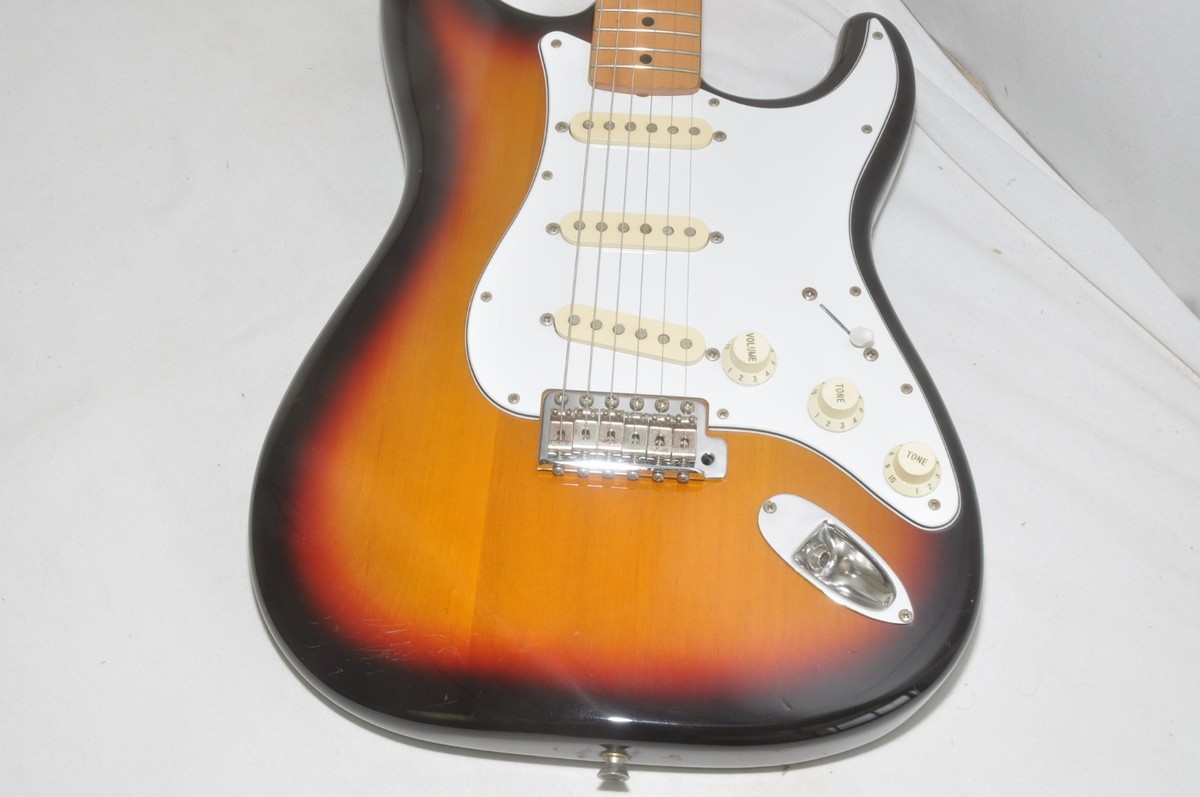 Fender Japan Stratocaster ST-STD 1994~1995 Electric Guitar Ref. No