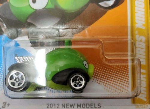 2012 Hot Wheels New Models Angry Birds Minion - Picture 2 of 3