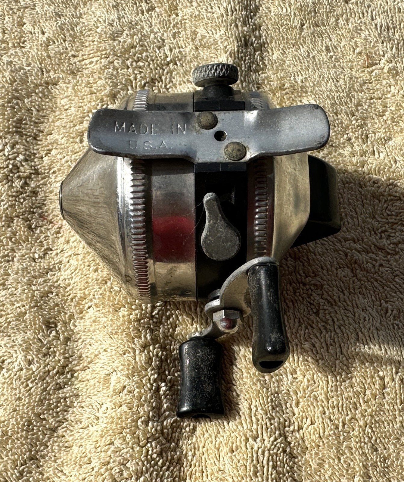 VINTAGE ZEBCO SPINNING REEL NO. 33