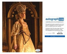 Elle Fanning "The Great" AUTOGRAPH Signed 'Catherine' 8x10 Photo ACOA