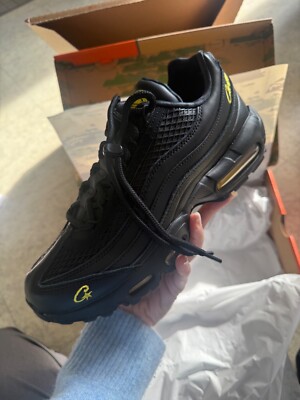 Nike Air Max 95 x Corteiz ''Honey Black'' - Größe 42,5 EU / 9 US / 8 UK - Brandneu