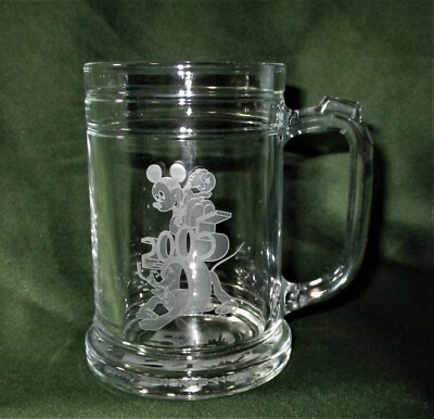 DEEPLY ETCHED DISNEY WORLD MUG 2005 Mickey & Pluto Tinkerbell 5''H