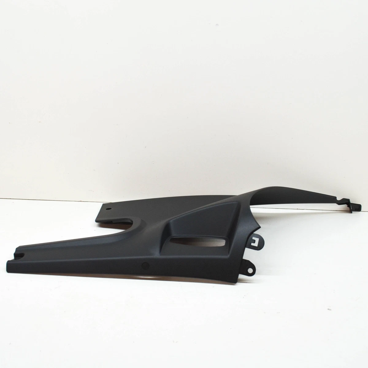 Porsche Macan Fender Heckabdeckung rechts 95B806584B 1E0 ECHT NEU 