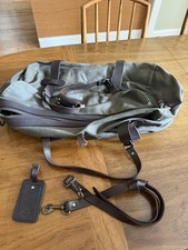 Filson Medium Duffle Bag w/ luggage tag. Older / ~ vintage! MADE IN USA! OFFER!