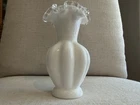 FENTON Milk Glass Silver Creat Melon Ribbed Vase EUC 6” Tall