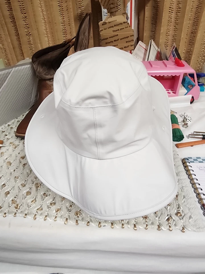 The North Face Unisex Bucket Sun Safari Outdoors Hiking Hat Cream Sz L/XL EUC - Image 3 of 4