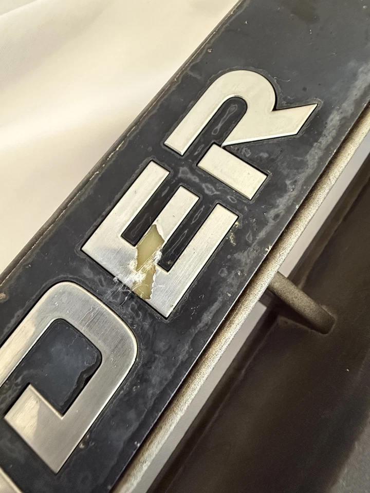 1983-1991 Dodge Raider Montero, Pajero, OEM Front Grill lamp bezel housing trim - Image 4 of 4