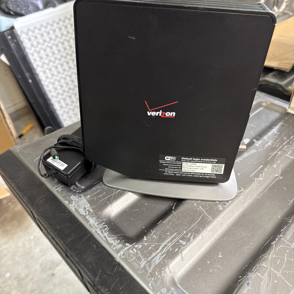 Verizon G1100 Fios Wireless Wifi Router Modem W/ Power And Ethernet Cables - Image 2 of 4