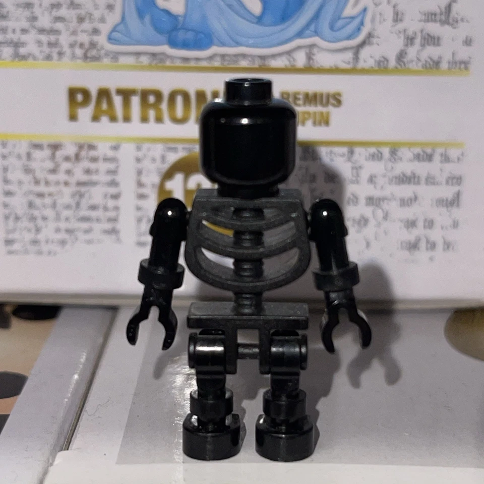 LEGO Harry Potter 4766 Graveyard Duel, photo 3 of 4