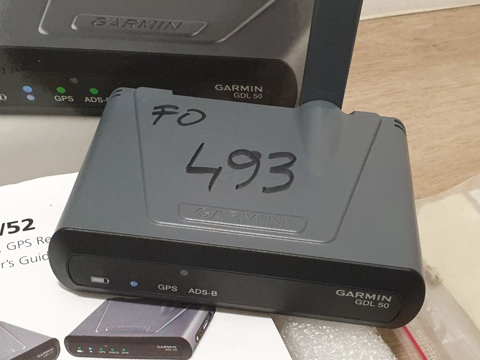 Garmin GDL 50 Portable ADS-B Receiver Pilot Navigaion Bluetooth USB-Port Defect - Bild 3 von 4